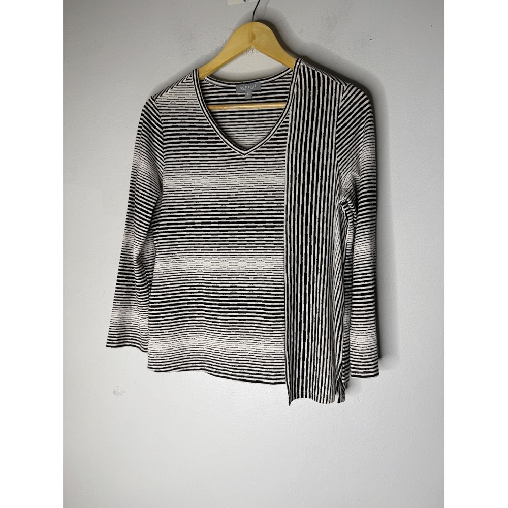 Habitat Clothes To Live In Womens XS Black White Mixed Stripe V-Neck Top 54148